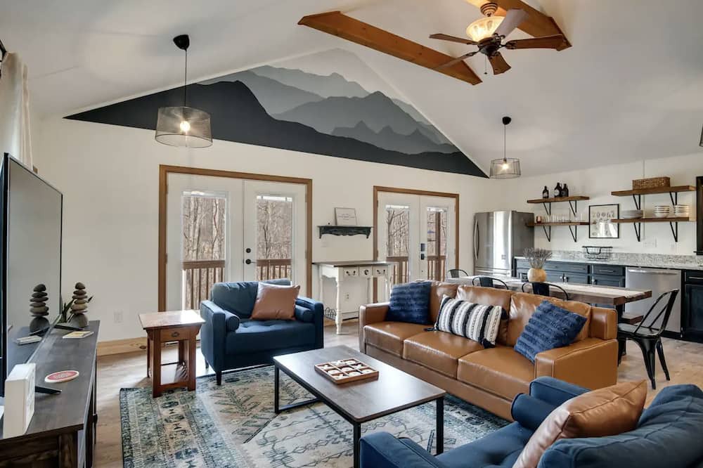 Photo of Livingroom in Sylva