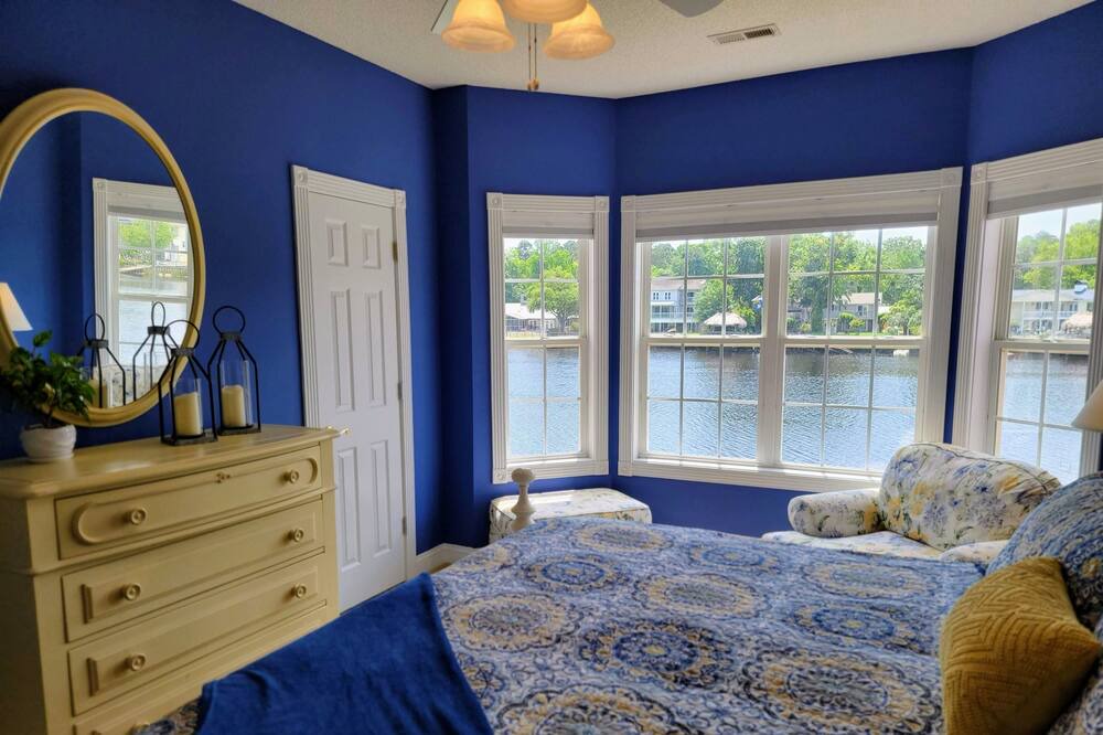 Photo of Bedroom in Socastee