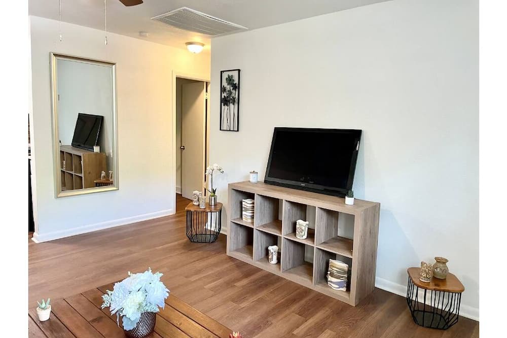 Photo of Bedroom in Hickory