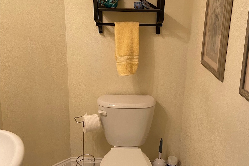 Photo of Bedroom in Scotts