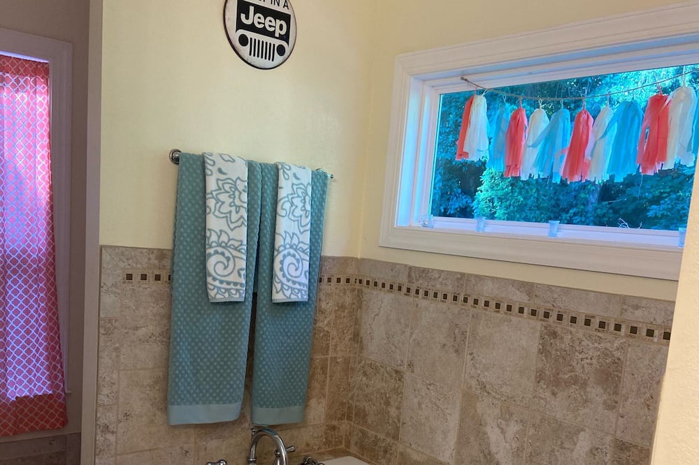 Photo of Bathroom in Scotts