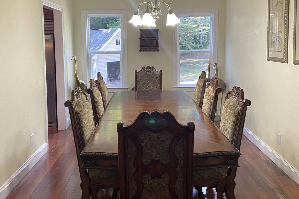 Photo of Livingroom in Scotts
