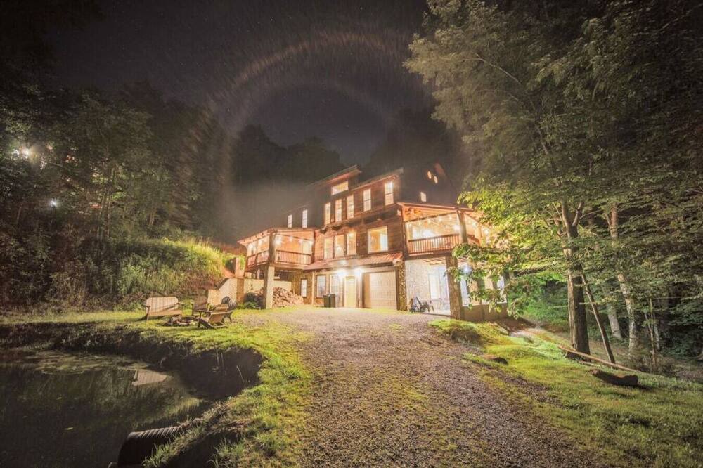 Photo of Others in Mars Hill