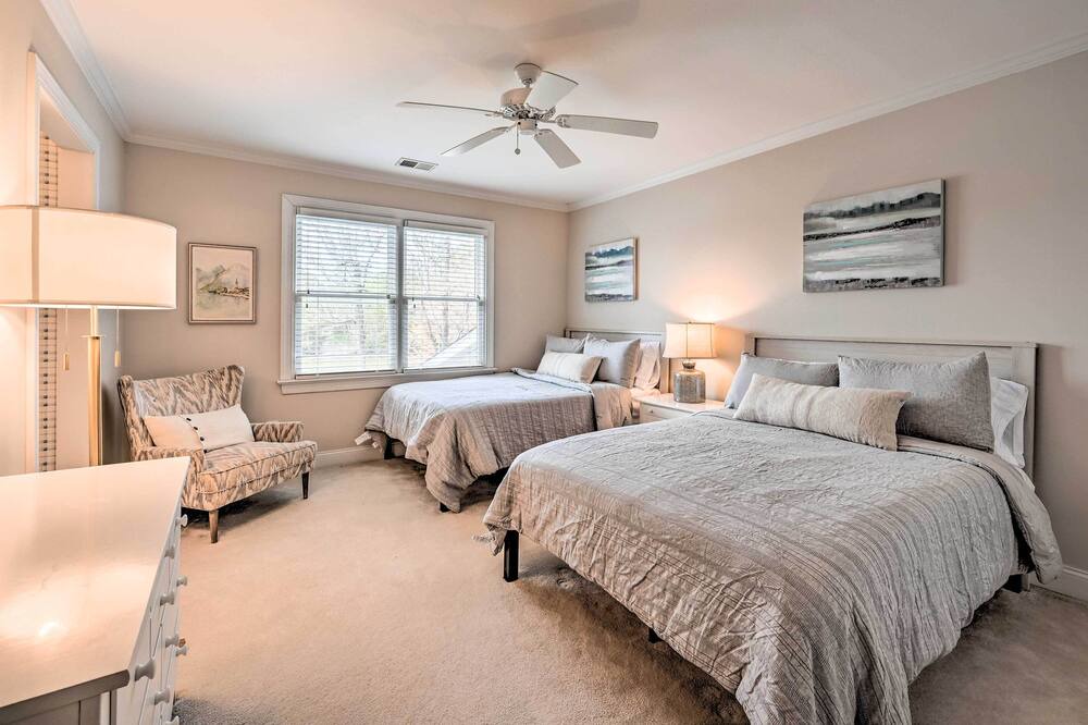 Photo of Bedroom in New London