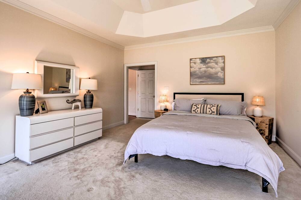 Photo of Bedroom in New London