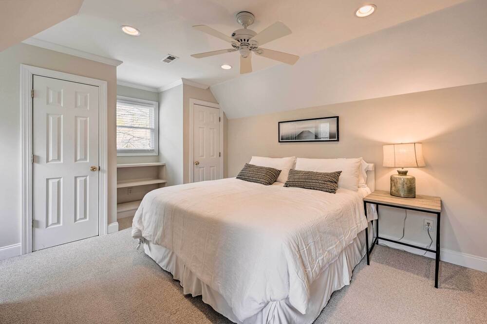 Photo of Bedroom in New London