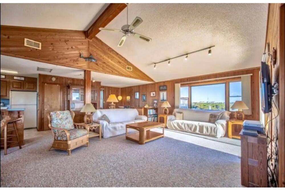 Photo of Livingroom in Hatteras
