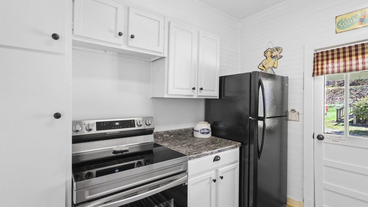 Photo of Kitchen in Warrensville