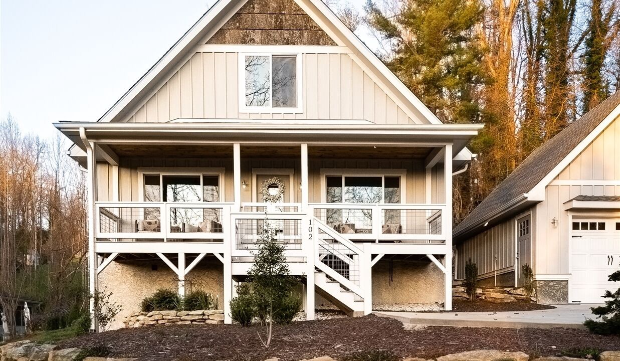 Photo of Outdoor in Hendersonville