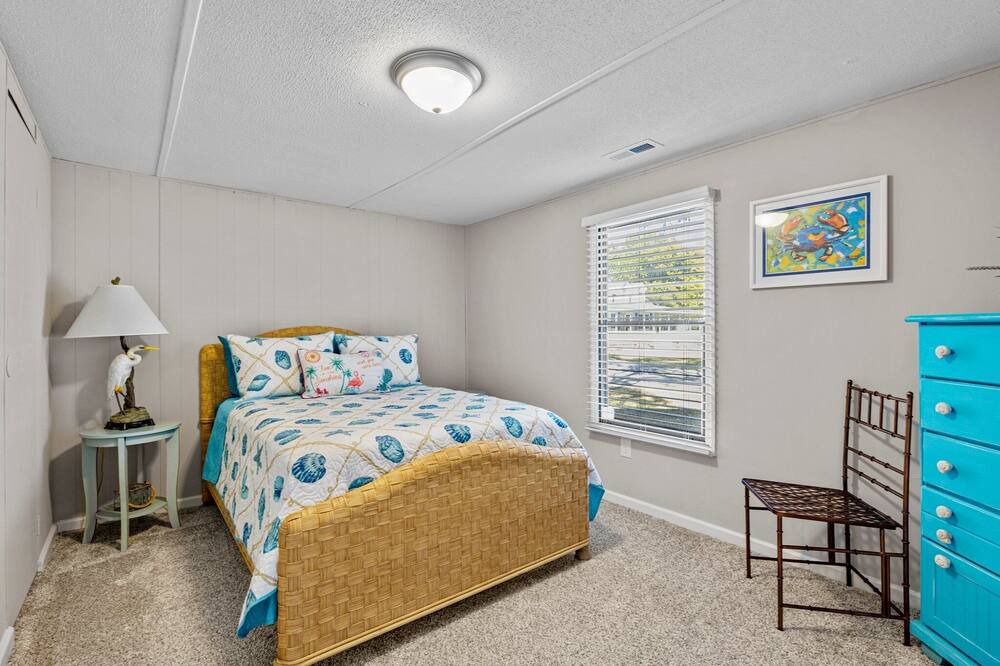 Photo of Bedroom in Harkers Island