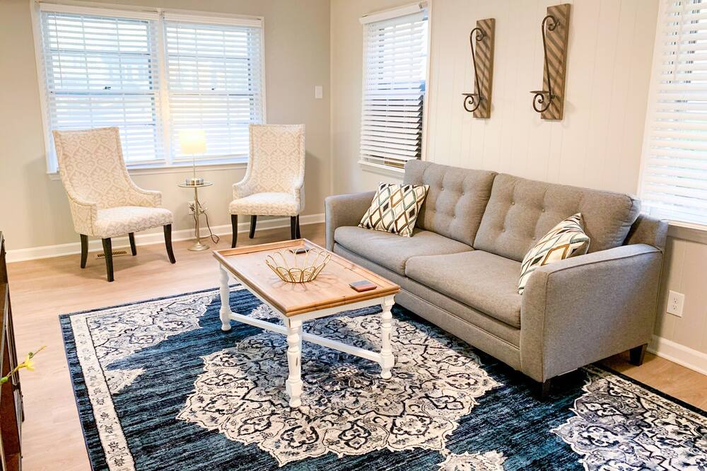 Photo of Livingroom in Durham