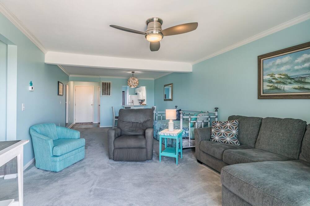 Photo of Others in Oceanmarsh Subdivision