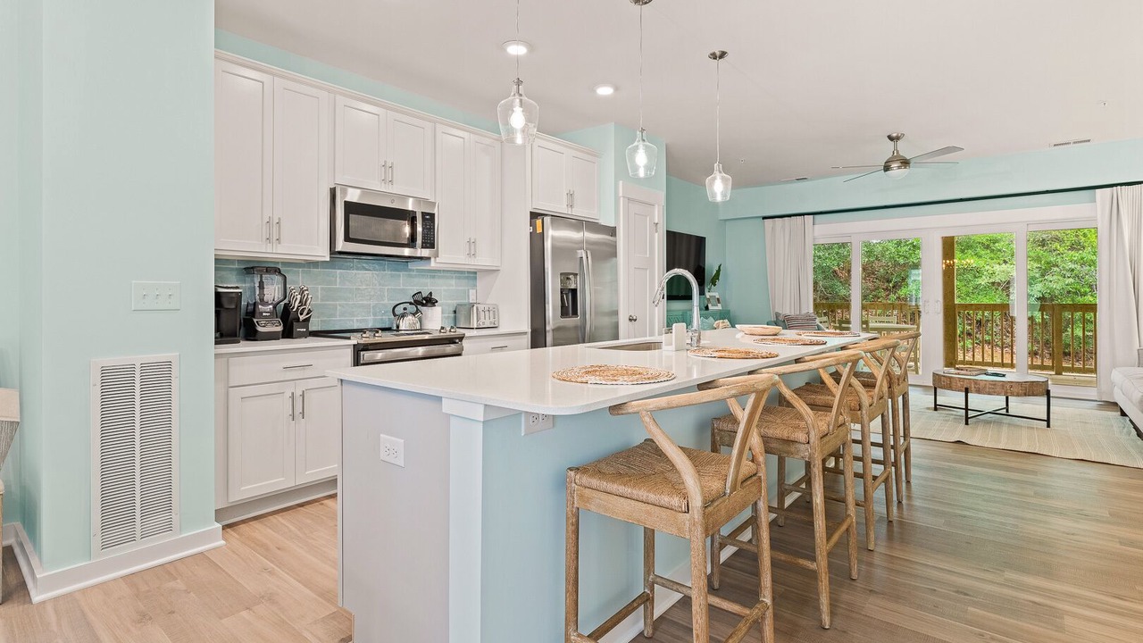 Photo of Kitchen in Bermuda Bay