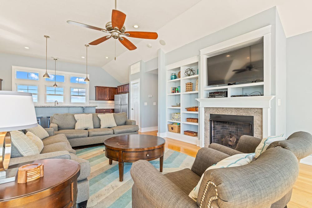 Photo of Livingroom in Buxton