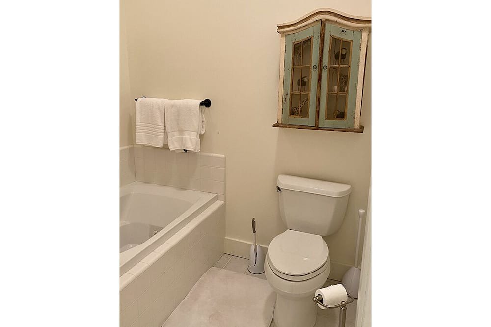 Photo of Bathroom in Lake Toxaway