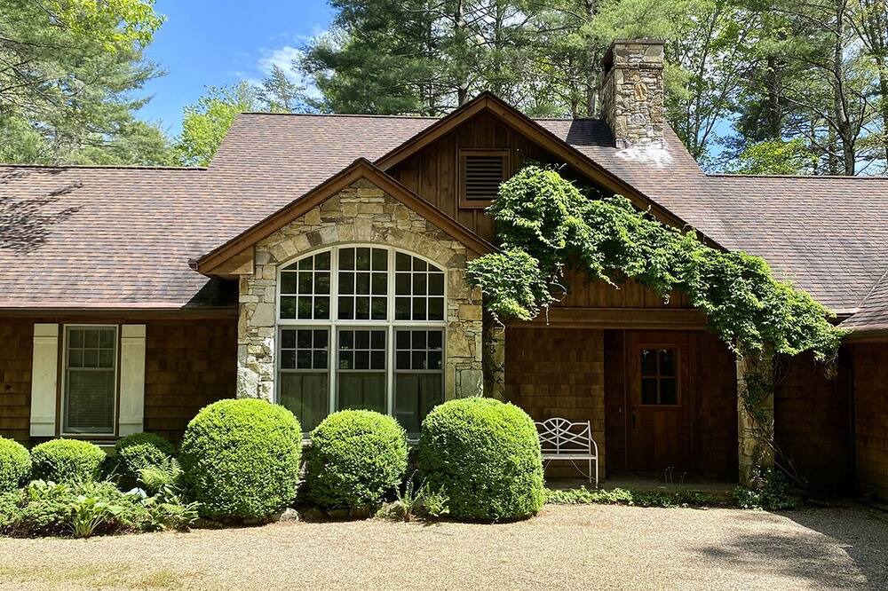 Photo of Outdoor in Lake Toxaway