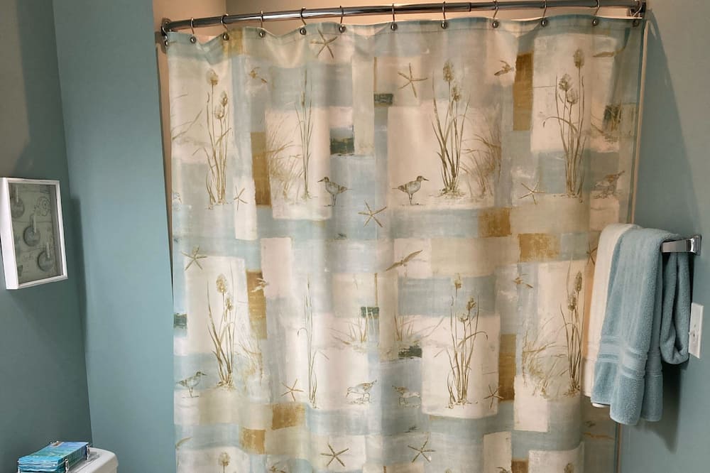 Photo of Bathroom in Sunset Beach