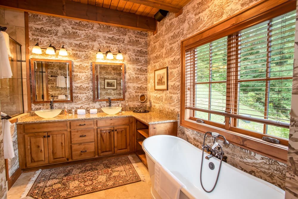 Photo of Bathroom in Zionville