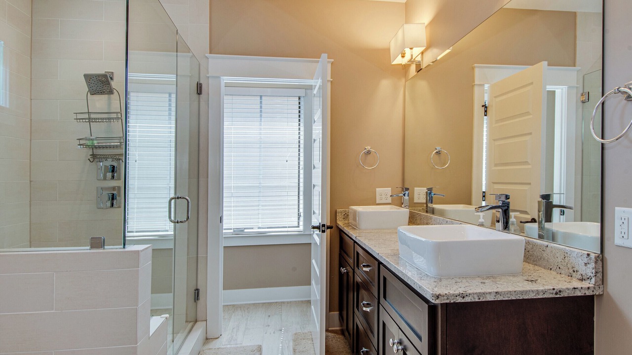 Photo of Bathroom in Hope Gardens