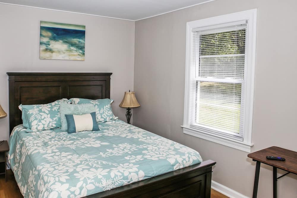 Photo of Bedroom in Catawba