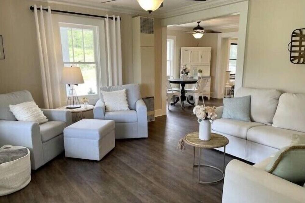 Photo of Bedroom in Clyde