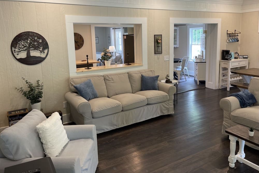 Photo of Bedroom in Clyde