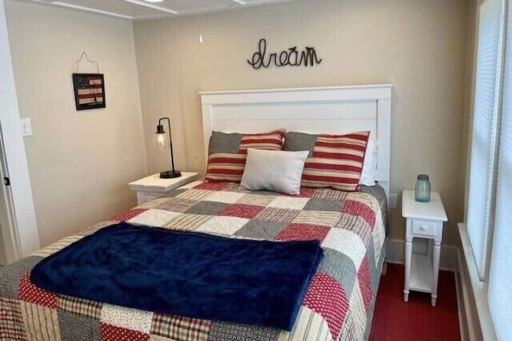 Photo of Bedroom in Clyde