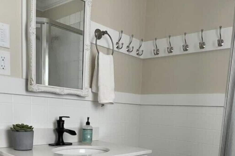 Photo of Bathroom in Clyde