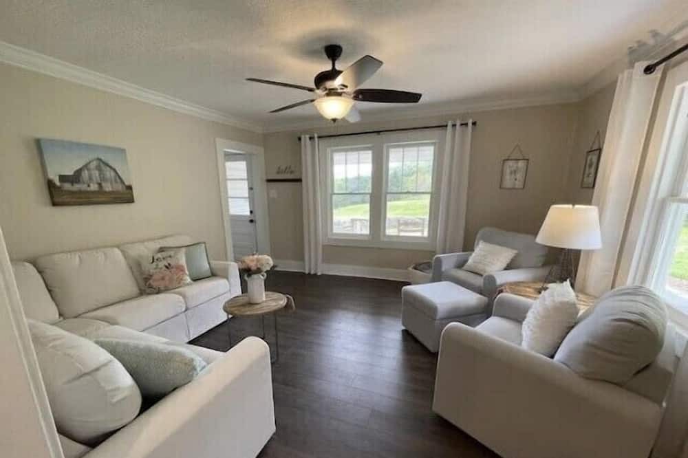 Photo of Bedroom in Clyde