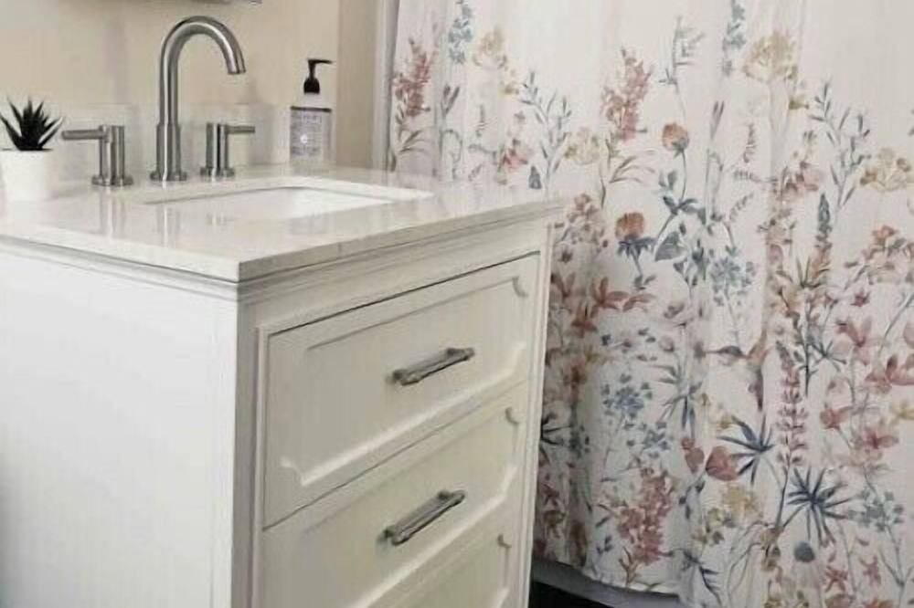 Photo of Bathroom in Clyde