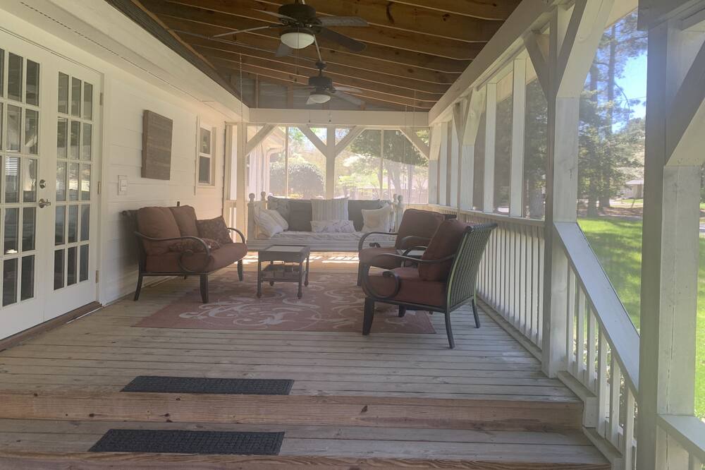 Photo of Patio Balcony in Mount Gilead