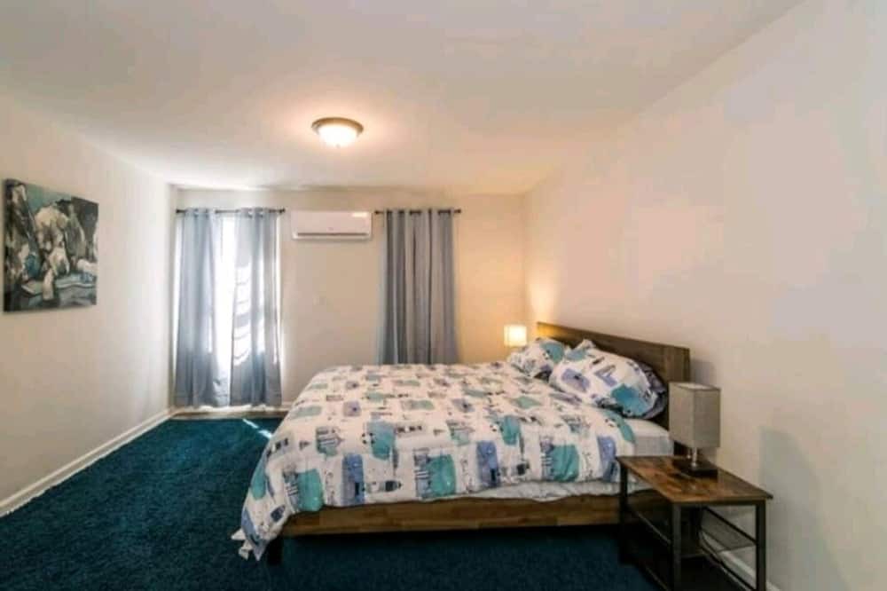 Photo of Bedroom in Kernersville