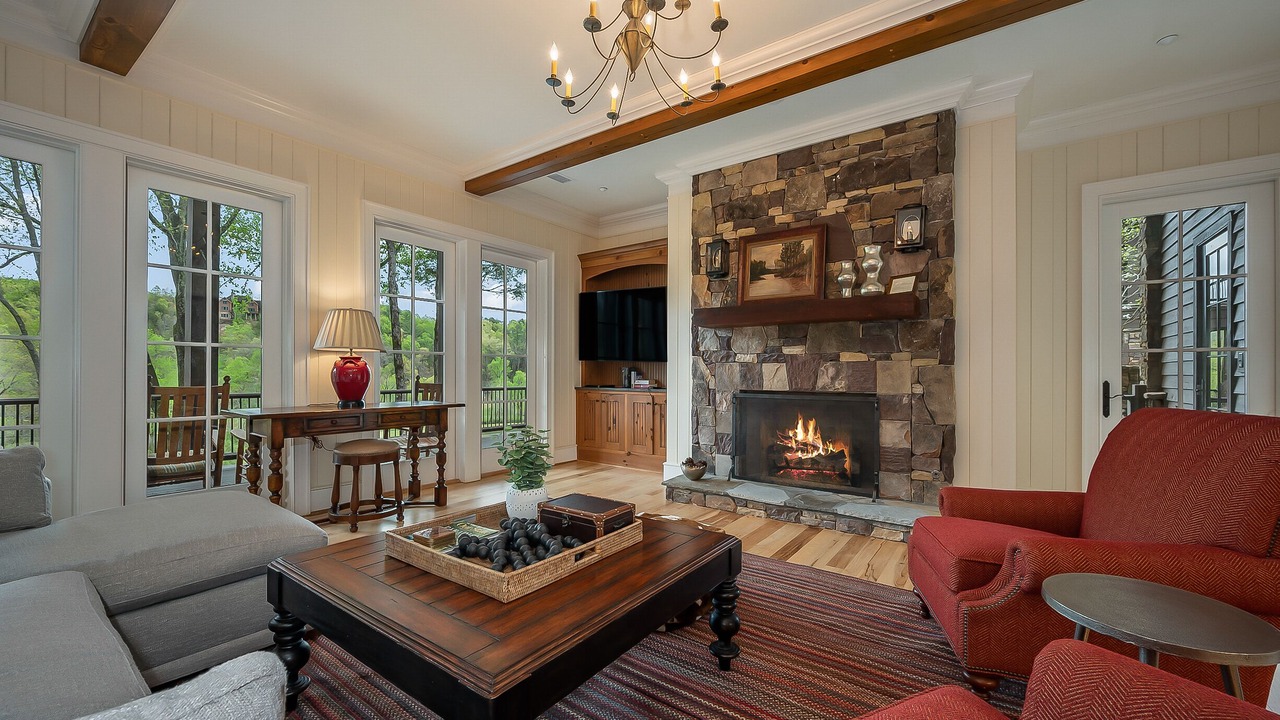 Photo of Livingroom in Mill Spring