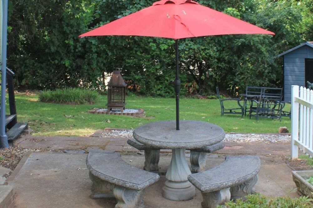 Photo of Outdoor in Hudson