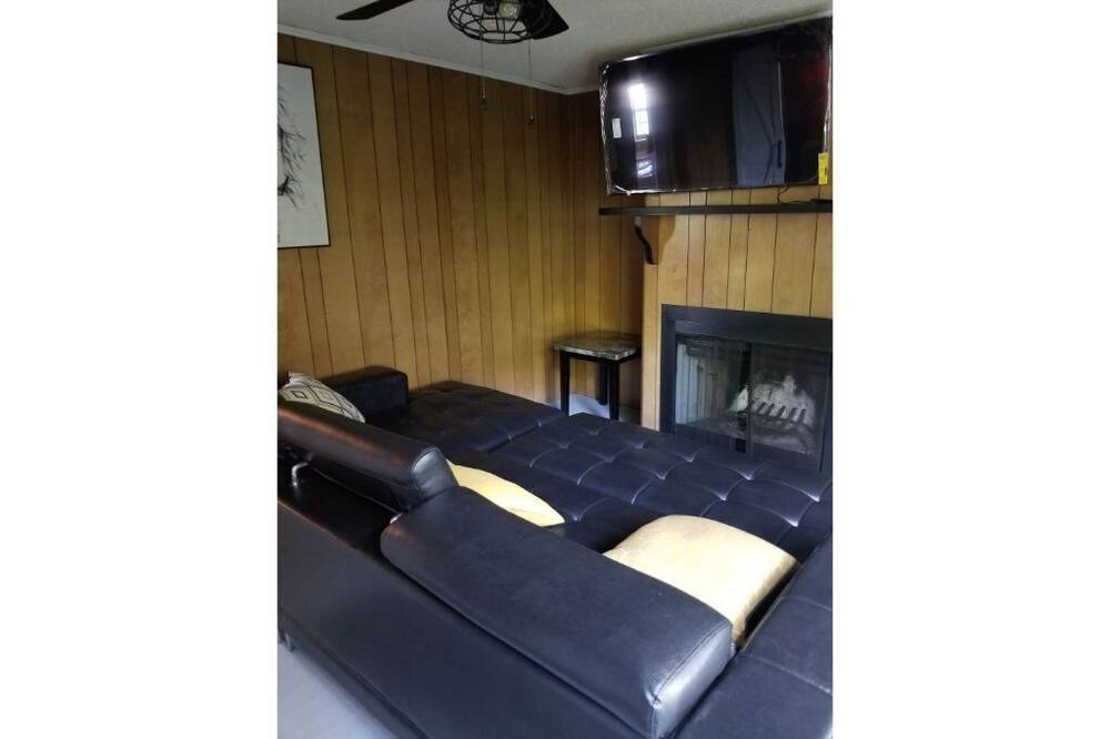 Photo of Bedroom in Hudson
