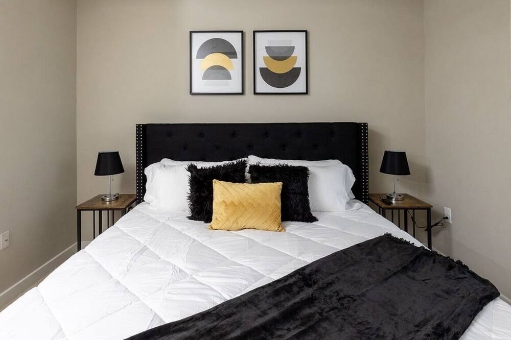 Photo of Bedroom in Downtown