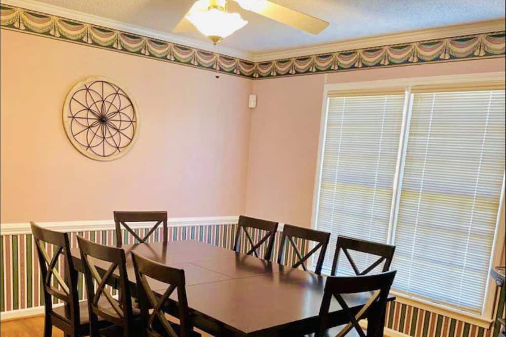 Photo of Kitchen in Burlington