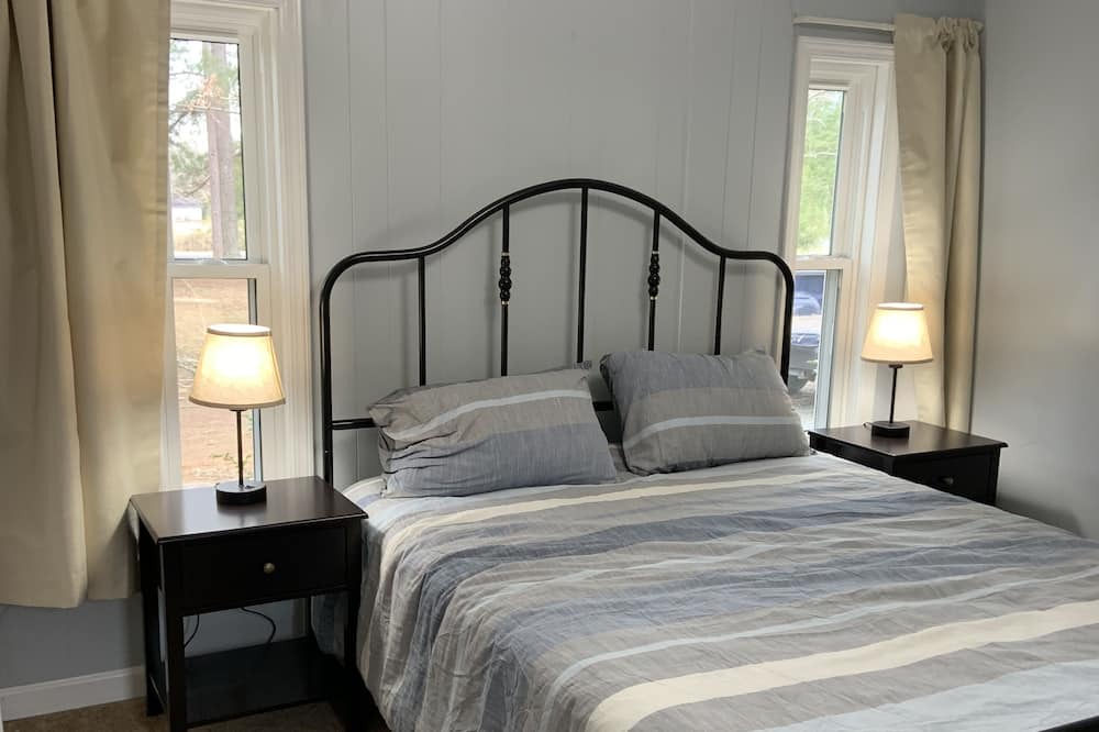 Photo of Bedroom in Waxhaw
