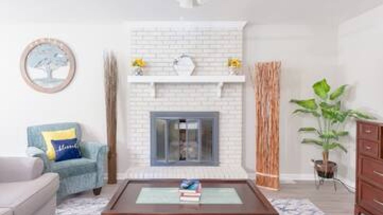 Photo of Livingroom in Garner