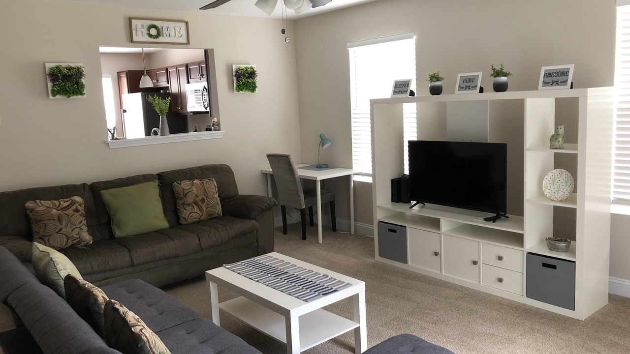 Photo of Livingroom in Monroe
