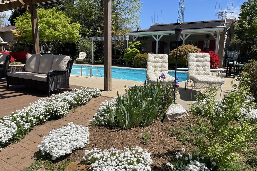 Photo of Outdoor in Taylorsville