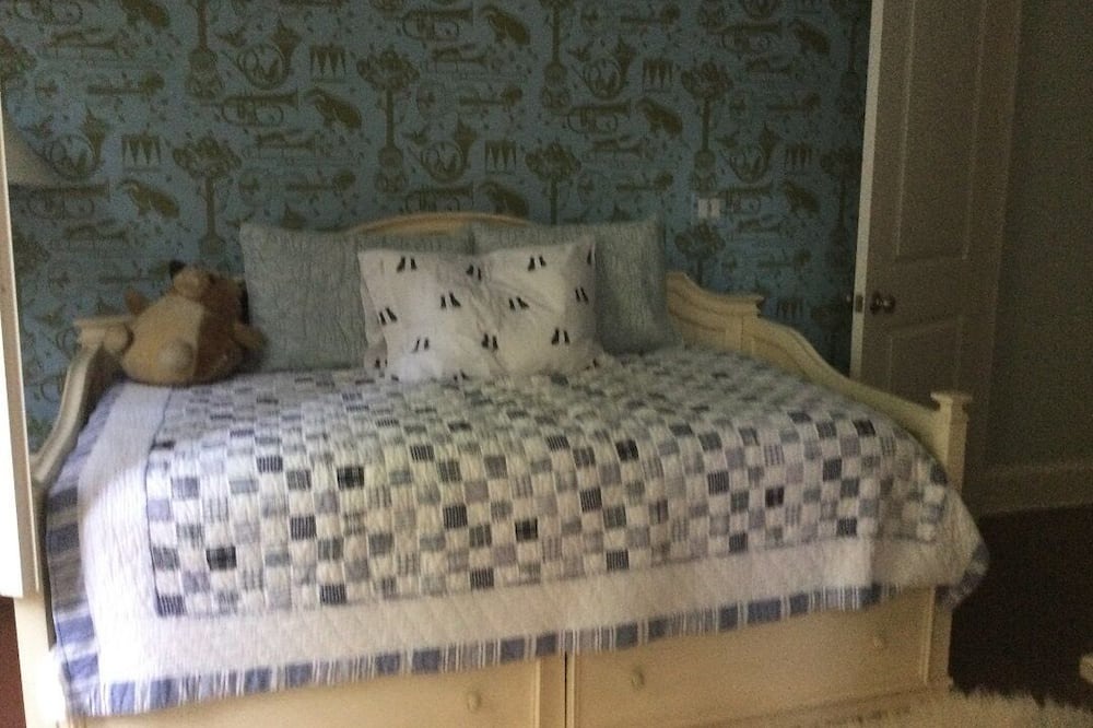 Photo of Bedroom in Waxhaw