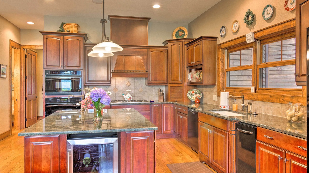 Photo of Kitchen in Bear Lake Reserve