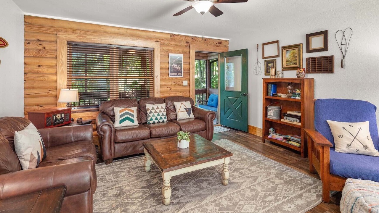 Photo of Livingroom in Lake Lure