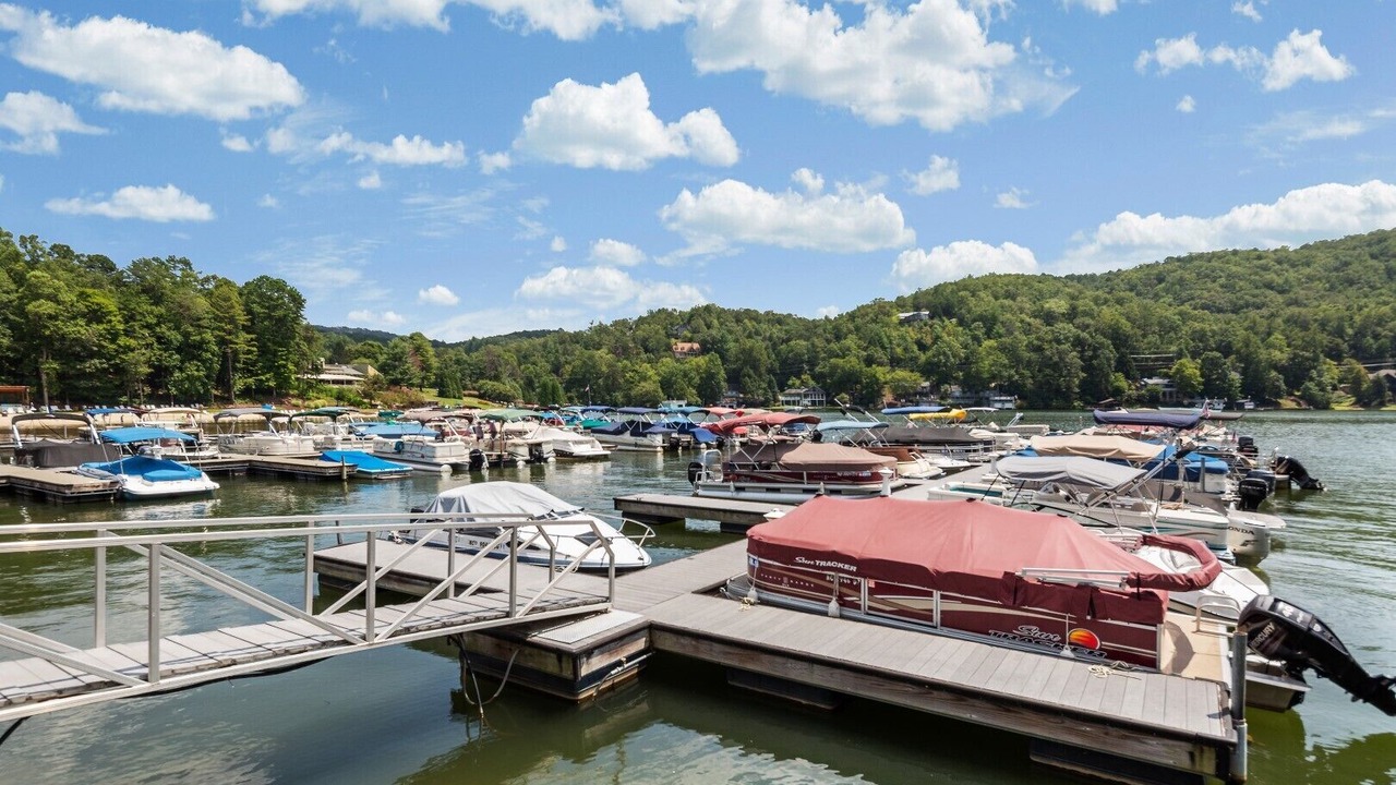 Photo of Others in Lake Lure
