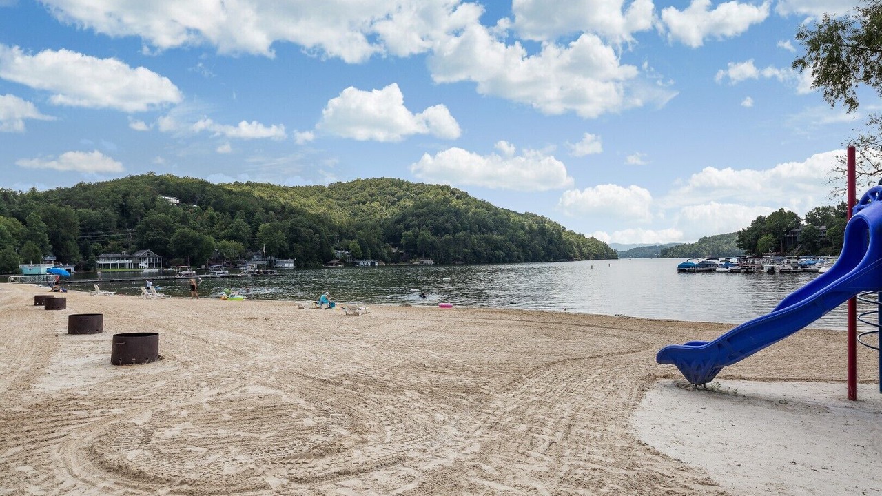Photo of Others in Lake Lure