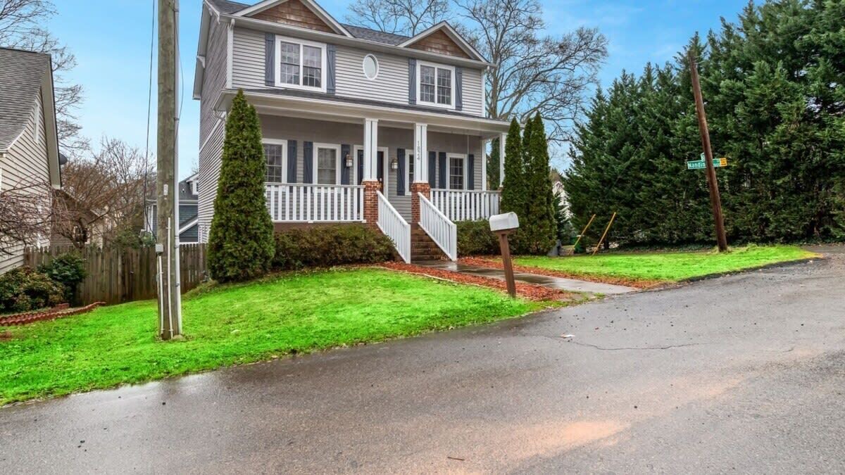 Photo of Outdoor in Plaza Midwood