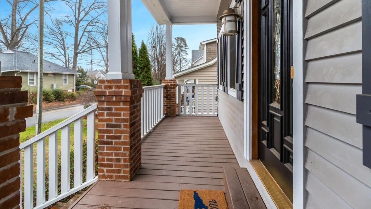 Photo of Outdoor in Plaza Midwood