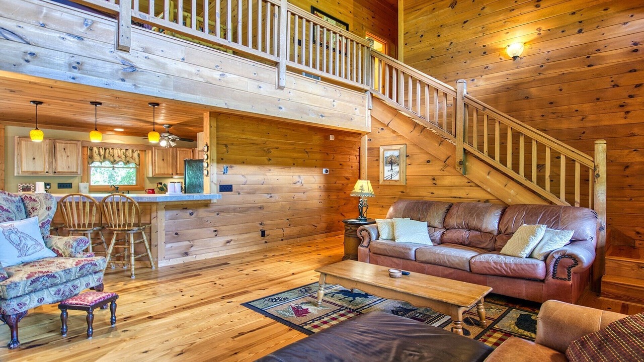 Photo of Livingroom in Maggie Valley