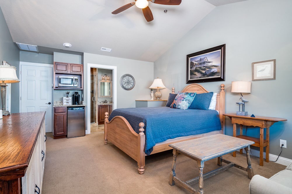 Photo of Bedroom in Swansboro